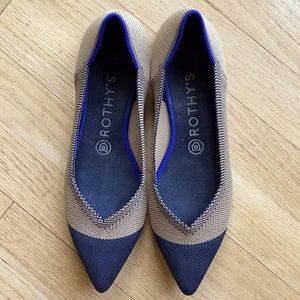 Rothy’s Dune Captoe Point Flats